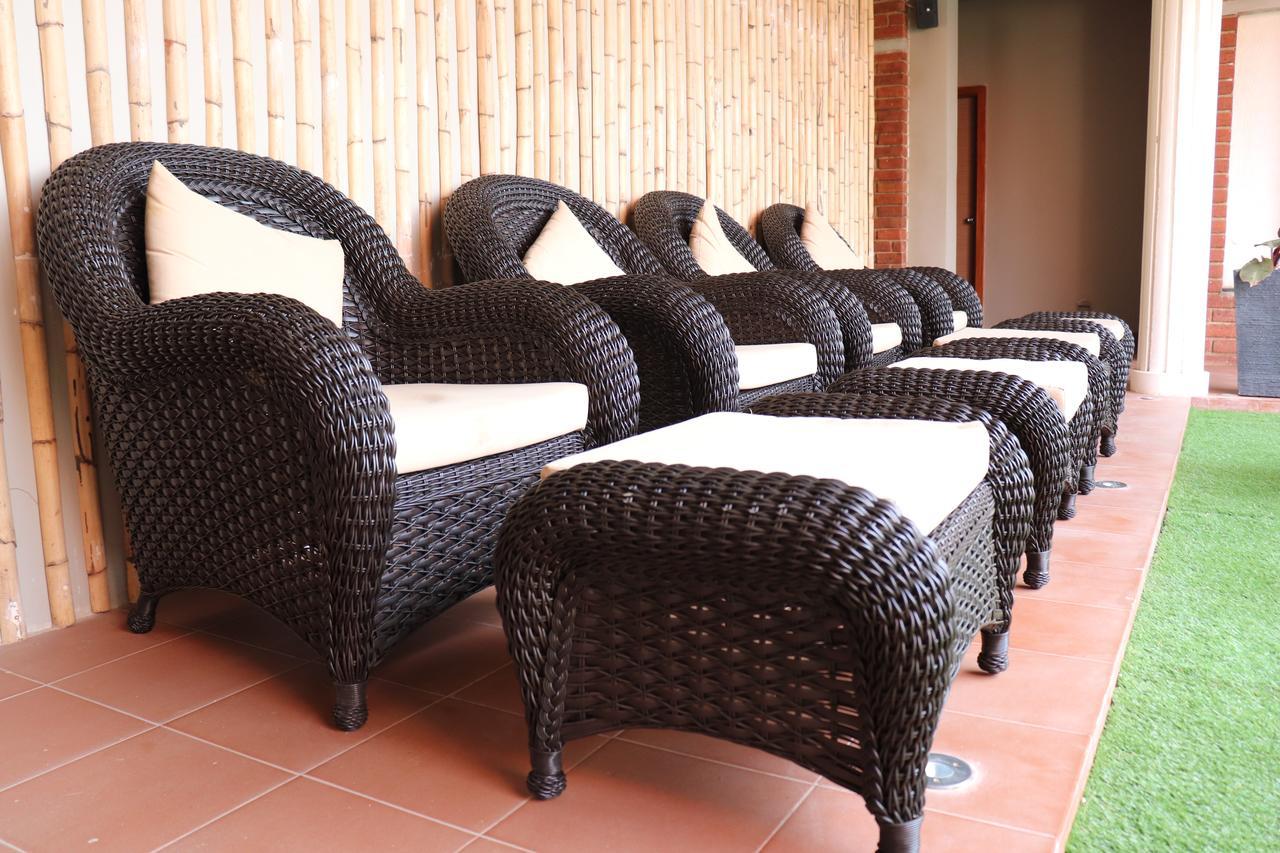 Swosti Chilika Resort Kanaipur Eksteriør billede