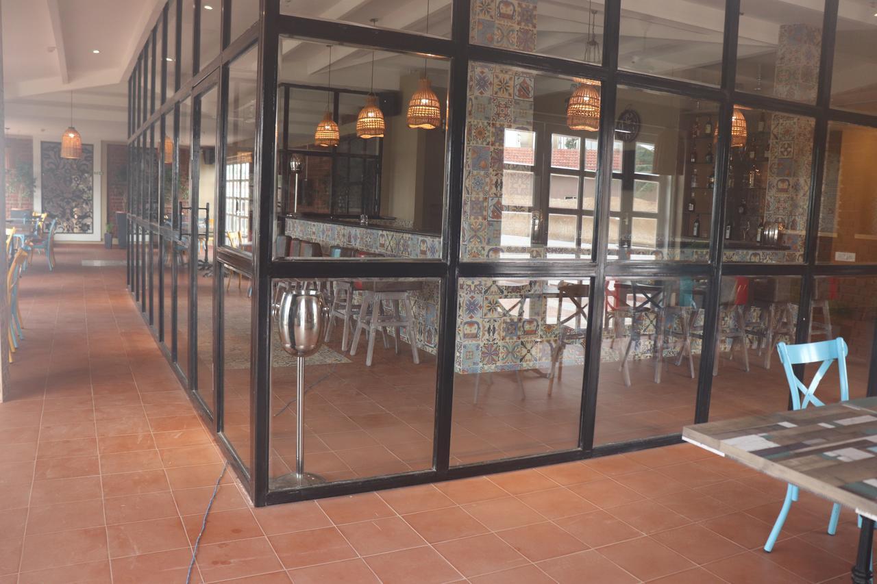 Swosti Chilika Resort Kanaipur Eksteriør billede