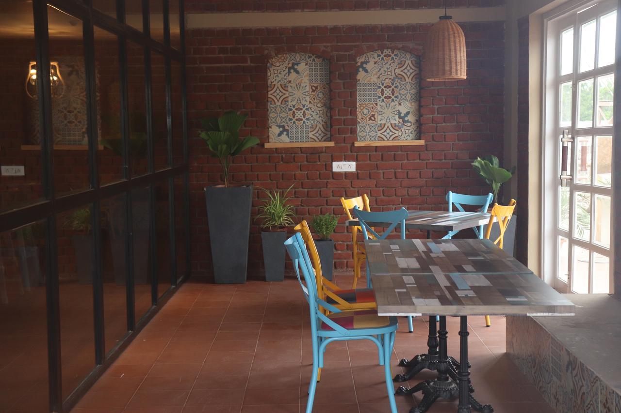 Swosti Chilika Resort Kanaipur Eksteriør billede