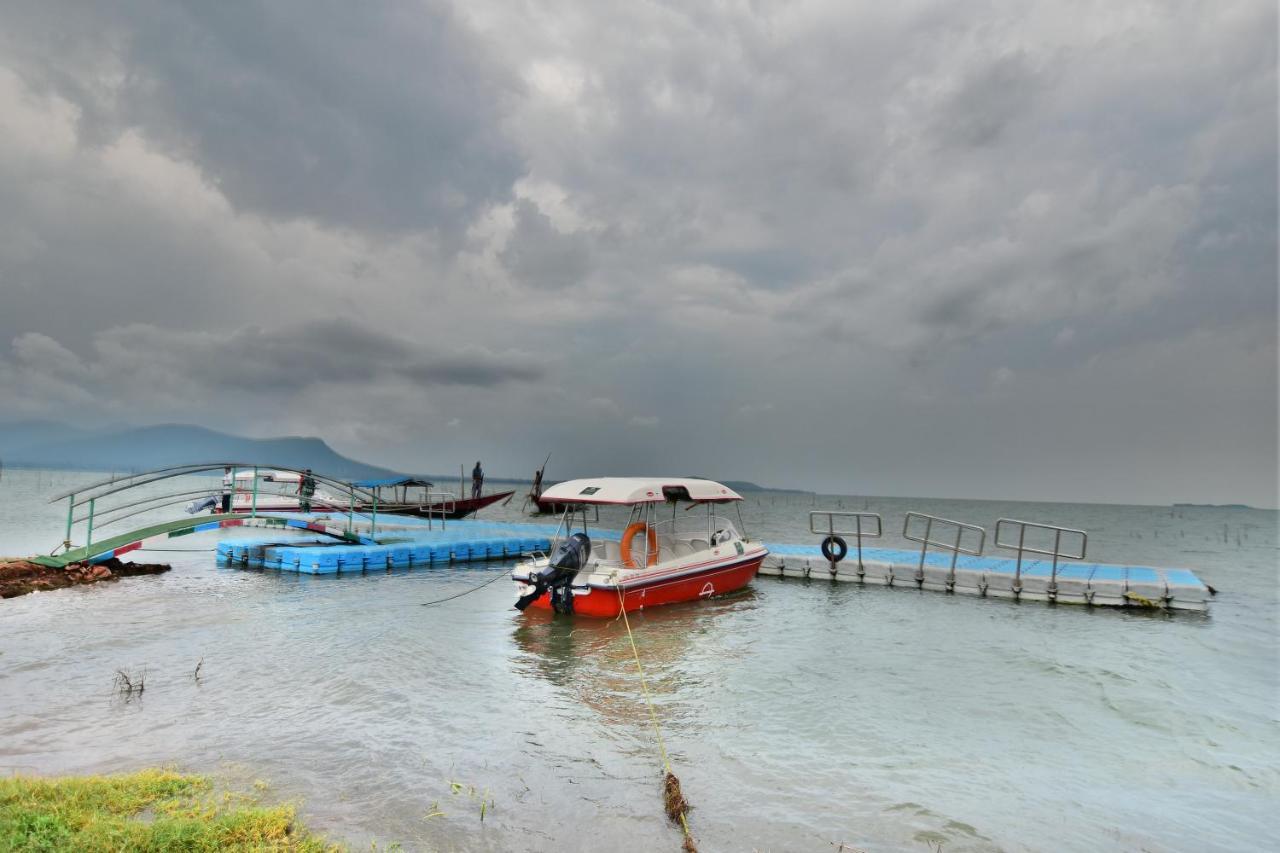 Swosti Chilika Resort Kanaipur Eksteriør billede