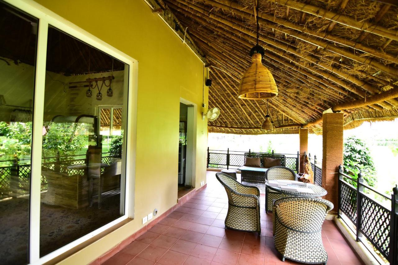 Swosti Chilika Resort Kanaipur Eksteriør billede